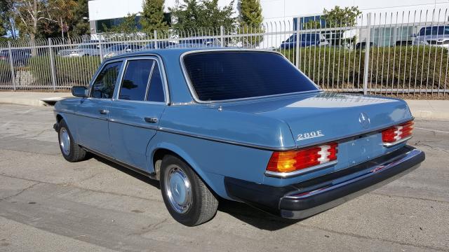 00012303312022507 - 1977 MERCEDES-BENZ 260 E BLUE photo 6