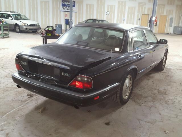 SAJHX1248VC803358 - 1997 JAGUAR XJ6 GRAY photo 4