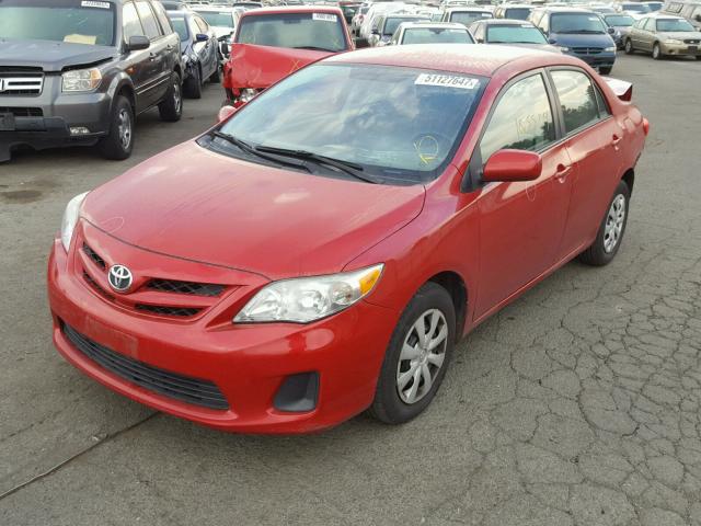 2T1BU4EE1BC632779 - 2011 TOYOTA COROLLA BA RED photo 2