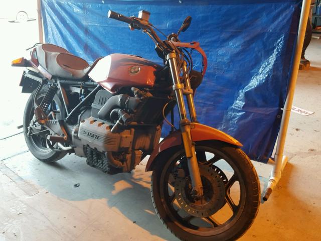 WB1057404H0131896 - 1987 BMW K75C RED photo 1