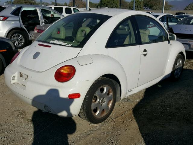 3VWCK21C82M434000 - 2002 VOLKSWAGEN NEW BEETLE WHITE photo 4