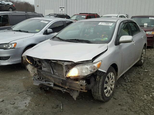 2T1BU4EE5CC824501 - 2012 TOYOTA COROLLA BA SILVER photo 2