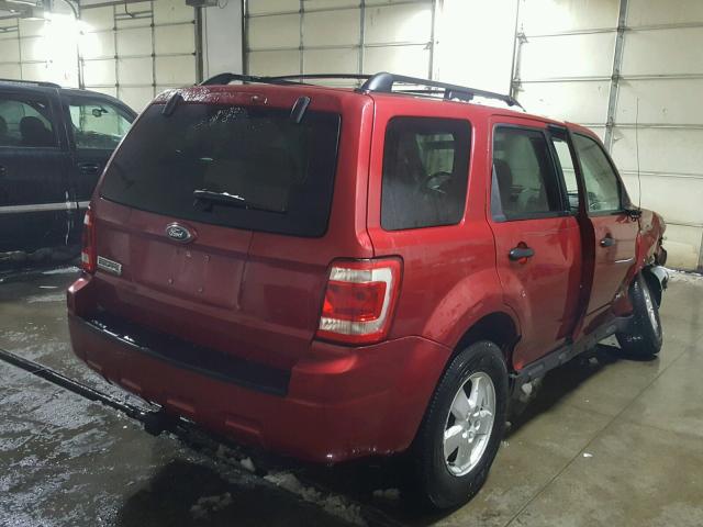 1FMCU03138KA48528 - 2008 FORD ESCAPE XLT RED photo 4