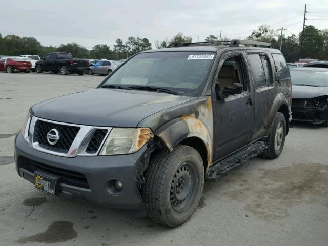 5N1AR18U88C612556 - 2008 NISSAN PATHFINDER GRAY photo 2