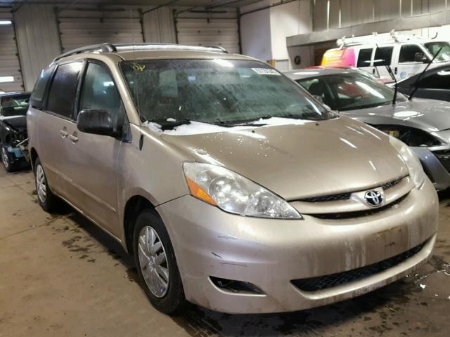 5TDZK23C07S028374 - 2007 TOYOTA SIENNA CE TAN photo 1