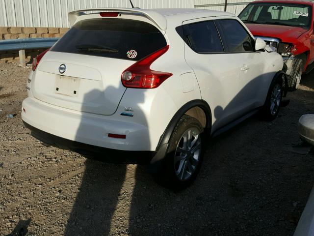 JN8AF5MR8DT209830 - 2013 NISSAN JUKE S WHITE photo 4