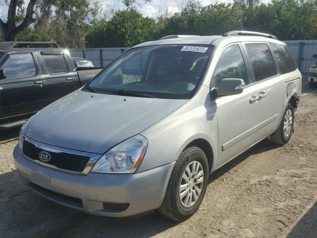 KNDMG4C76C6475537 - 2012 KIA SEDONA LX BEIGE photo 2