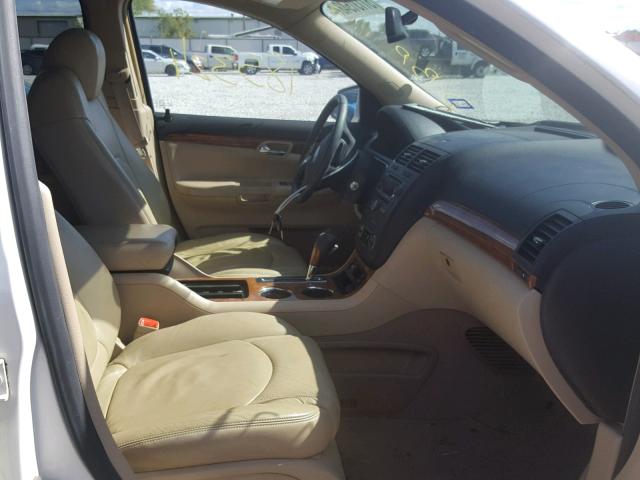 5GZER33747J108145 - 2007 SATURN OUTLOOK SP თეთრი ფოტო 5