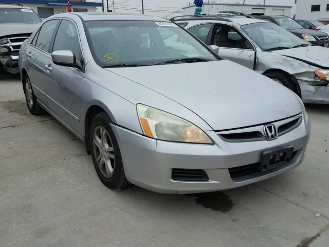 1HGCM568X7A181495 - 2007 HONDA ACCORD EX GRAY photo 1