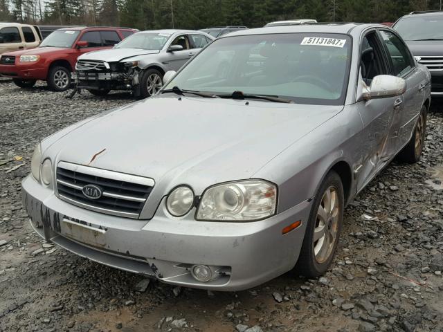 KNAGD128055387684 - 2005 KIA OPTIMA LX SILVER photo 2