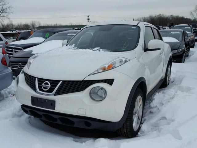 JN8AF5MVXDT216534 - 2013 NISSAN JUKE S WHITE photo 2