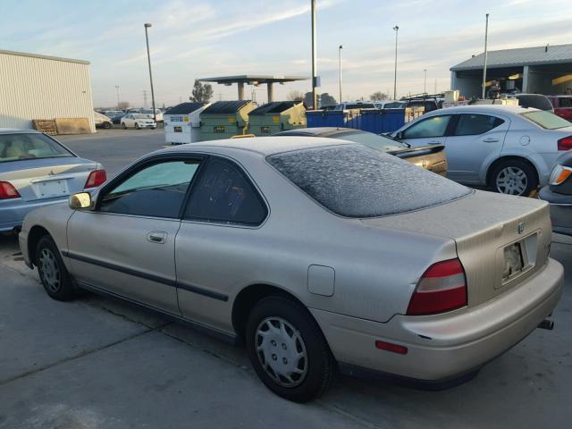 1HGCD7246RA040702 - 1994 HONDA ACCORD LX BEIGE photo 3