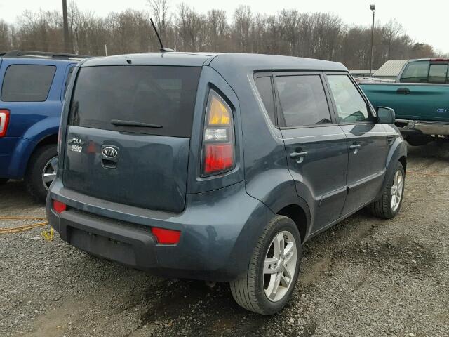 KNDJT2A26B7309361 - 2011 KIA SOUL BLUE photo 4