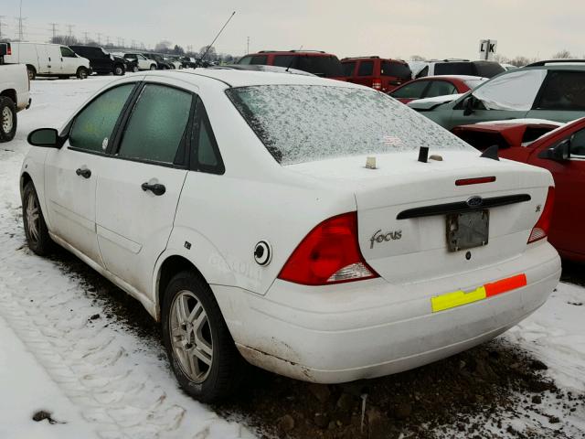 1FAFP34P51W266858 - 2001 FORD FOCUS SE WHITE photo 3