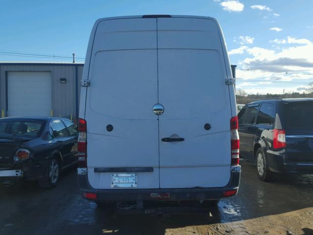 WDYPE8CC5C5662351 - 2012 FREIGHTLINER SPRINTER 2 WHITE photo 10