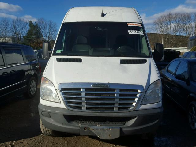 WDYPE8CC5C5662351 - 2012 FREIGHTLINER SPRINTER 2 WHITE photo 9