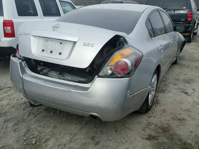 1N4AL2AP1BC163976 - 2011 NISSAN ALTIMA BAS SILVER photo 4