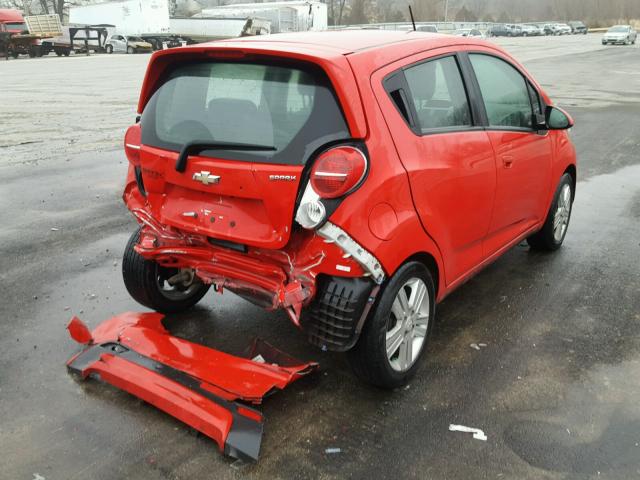 KL8CD6S90DC532443 - 2013 CHEVROLET SPARK 1LT RED photo 4