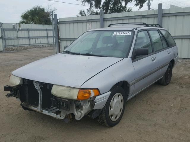 1FASP15J5SW156259 - 1995 FORD ESCORT LX SILVER photo 2