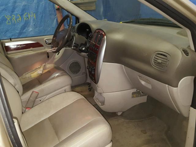 2A8GP64L86R797784 - 2006 CHRYSLER TOWN & COU BEIGE photo 5