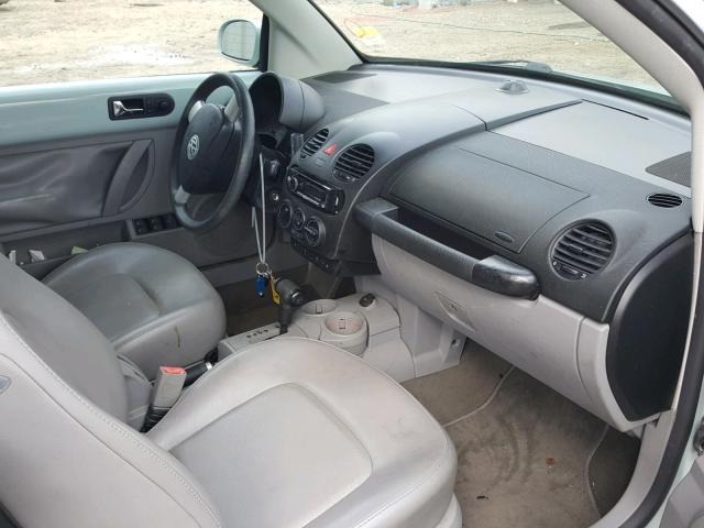 3VWCM31Y85M355197 - 2005 VOLKSWAGEN NEW BEETLE 蓝色 照片 5