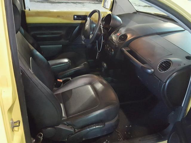 3VWPW3AG4AM010083 - 2010 VOLKSWAGEN NEW BEETLE 黄色 照片 5