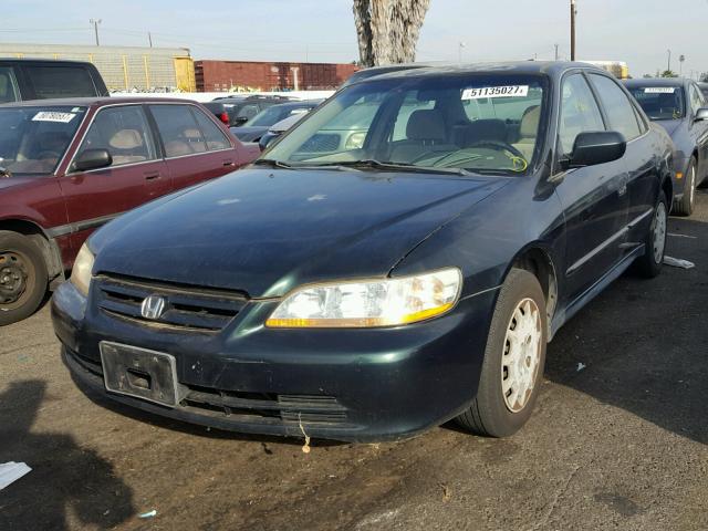 JHMCG66511C006418 - 2001 HONDA ACCORD LX GREEN photo 2