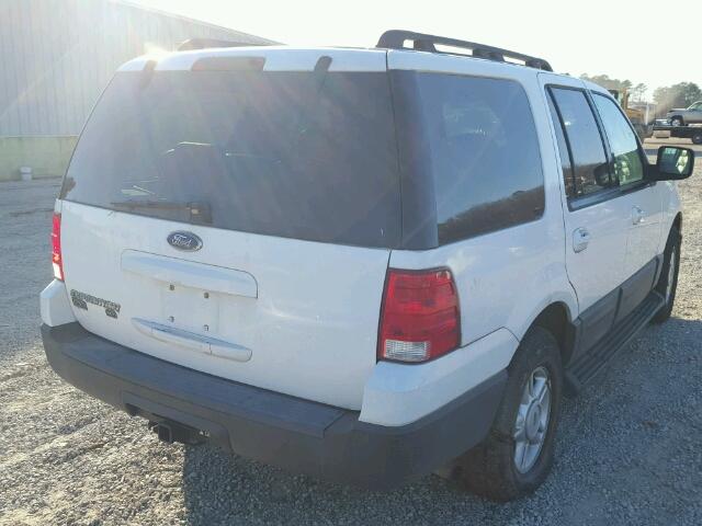 1FMPU16546LA11386 - 2006 FORD EXPEDITION WHITE photo 4