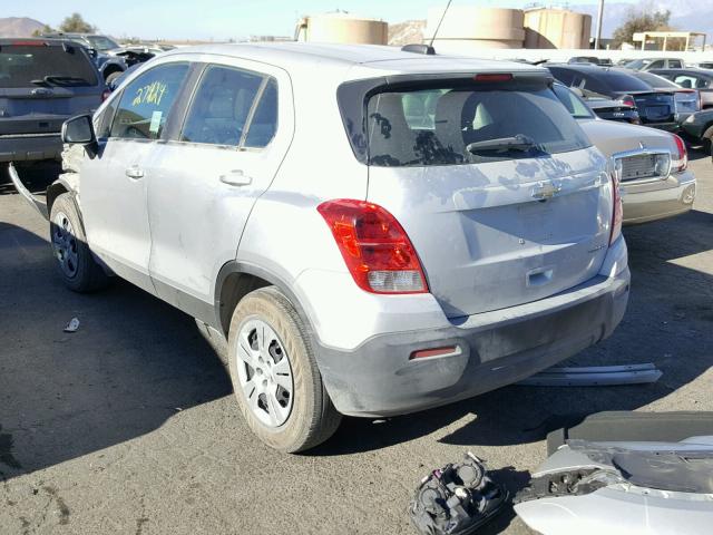 3GNCJKSB9GL257943 - 2016 CHEVROLET TRAX LS SILVER photo 3