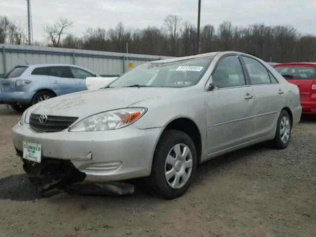 4T1BE32K64U344243 - 2004 TOYOTA CAMRY LE SILVER photo 2