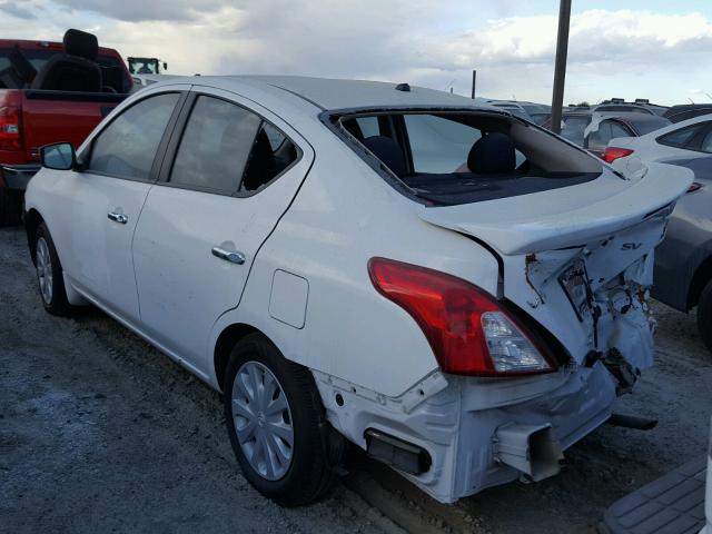 3N1CN7AP1GL883982 - 2016 NISSAN VERSA S WHITE photo 3