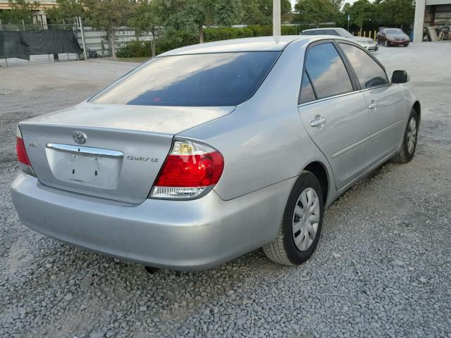 4T1BE32K95U532157 - 2005 TOYOTA CAMRY LE SILVER photo 4