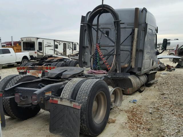 1FUJGLDV7FLGD9384 - 2015 FREIGHTLINER CASCADIA 1 GRAY photo 4