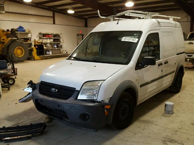 NM0LS7AN7AT024481 - 2010 FORD TRANSIT CO WHITE photo 2
