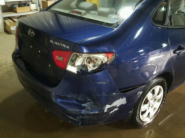 KMHDU46D78U582833 - 2008 HYUNDAI ELANTRA GL BLUE photo 9