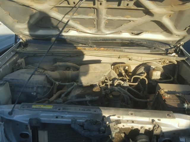 5TENX4CN4AZ677523 - 2010 TOYOTA TACOMA SILVER photo 7