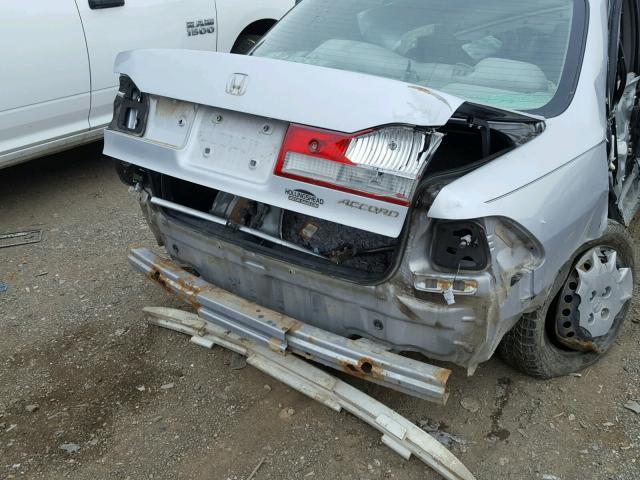 1HGCG56472A080427 - 2002 HONDA ACCORD LX SILVER photo 6