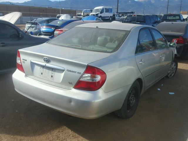 JTDBF30K420014772 - 2002 TOYOTA CAMRY LE GRAY photo 4