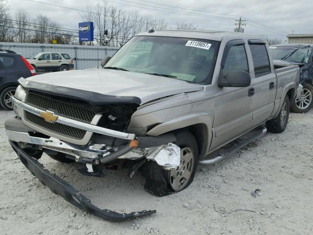 2GCEK13TX51119911 - 2005 CHEVROLET SILVERADO TAN photo 2