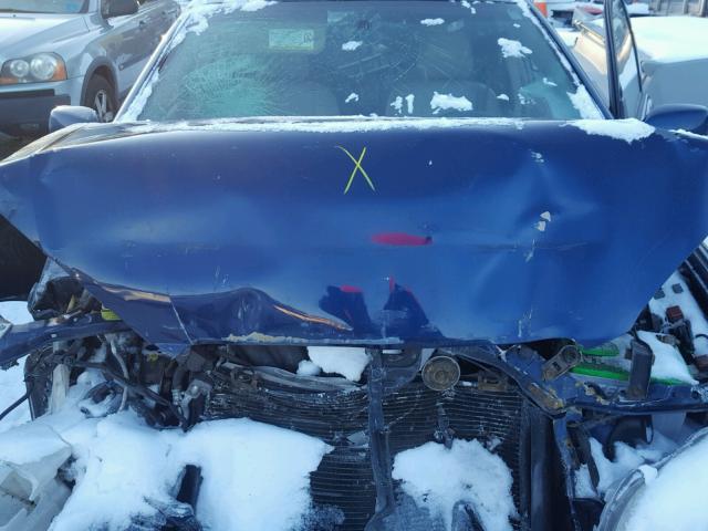 2T1BR32E24C241465 - 2004 TOYOTA COROLLA CE BLUE photo 7