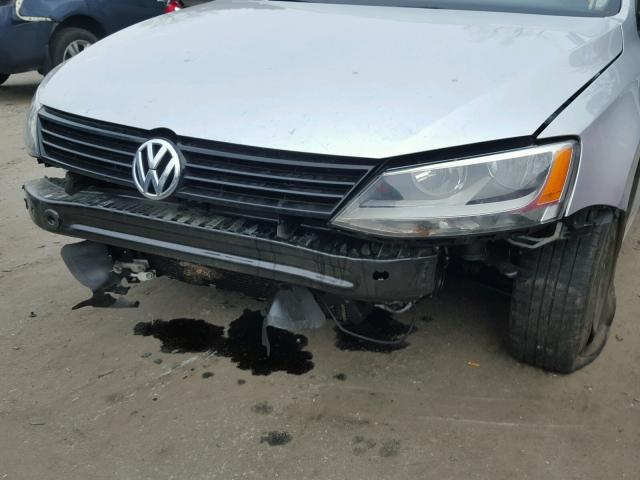 3VW2K7AJ1EM232031 - 2014 VOLKSWAGEN JETTA BASE 银色 照片 9