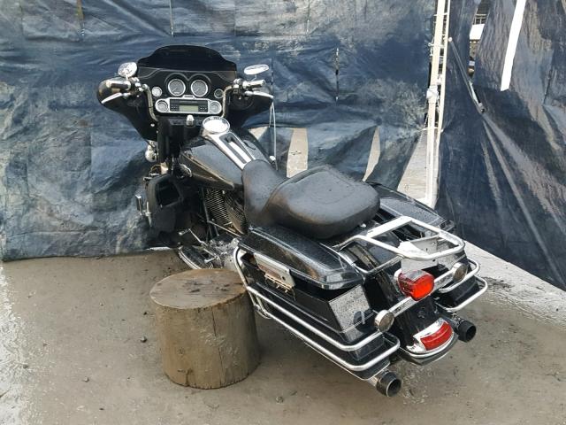 1HD1FC4169Y642856 - 2009 HARLEY-DAVIDSON FLHTCU BLACK photo 4