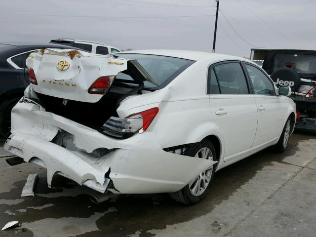 4T1BK36BX8U318480 - 2008 TOYOTA AVALON XL WHITE photo 4