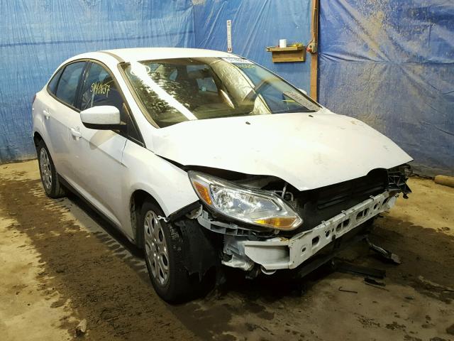 1FAHP3F21CL391001 - 2012 FORD FOCUS SE WHITE photo 1