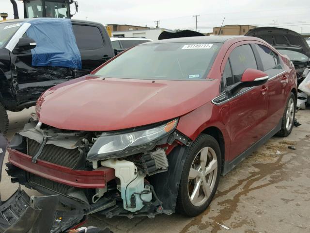 1G1RB6E43CU114421 - 2012 CHEVROLET VOLT RED photo 2