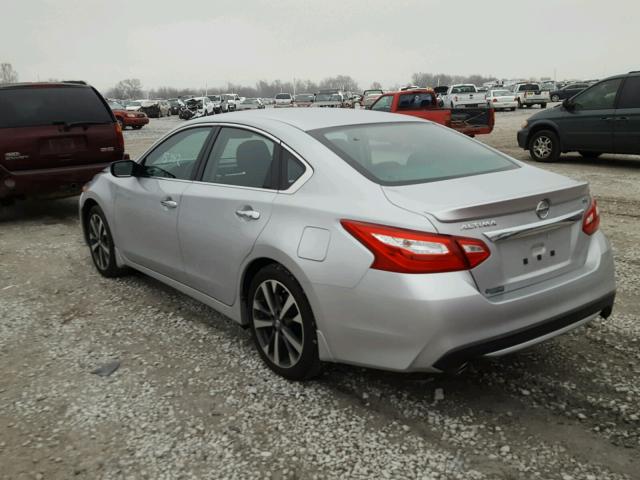 1N4AL3AP8GN334191 - 2016 NISSAN ALTIMA 2.5 SILVER photo 3