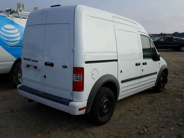 NM0LS7BN1BT073983 - 2011 FORD TRANSIT CO WHITE photo 4