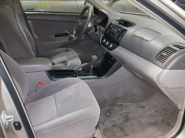 4T1BE30K75U428950 - 2005 TOYOTA CAMRY LE TAN photo 5