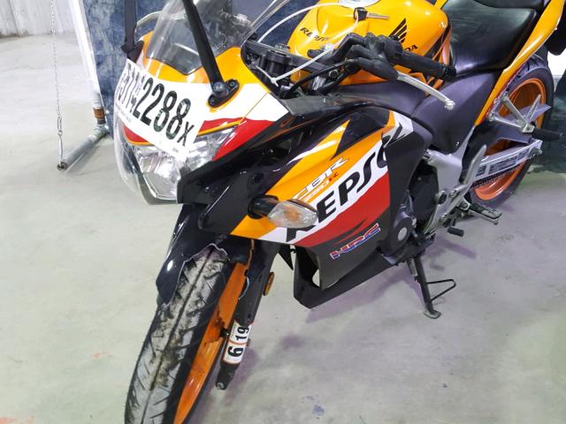 MLHMC4106D5302669 - 2013 HONDA CBR250 R ORANGE photo 9