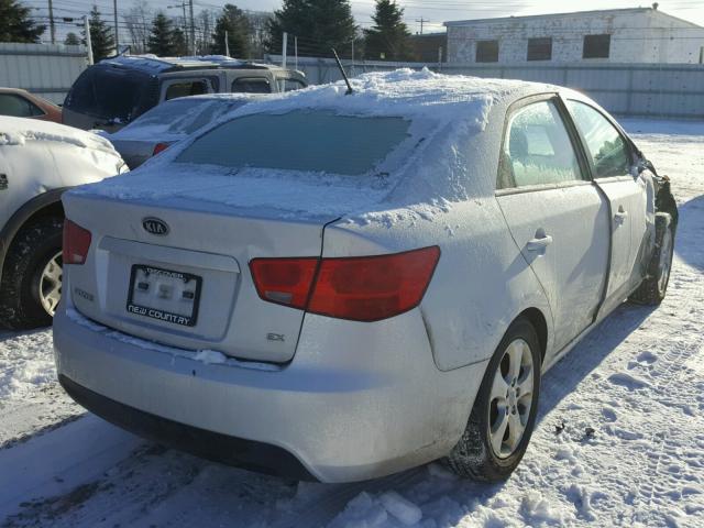 KNAFU4A29A5240378 - 2010 KIA FORTE EX GRAY photo 4